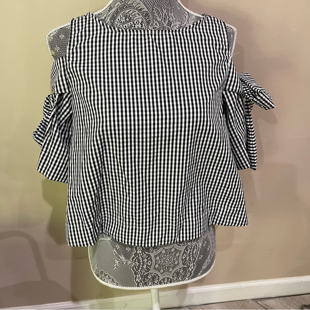 Rebellion Womens Black White Gingham Bow Shoulder Cold Shoulder Blouse Size M